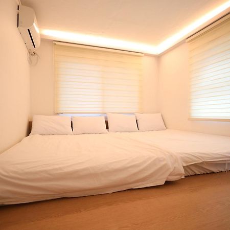 ホテル Huayuanhouse Hq In Hongdae ソウル特別市 エクステリア 写真