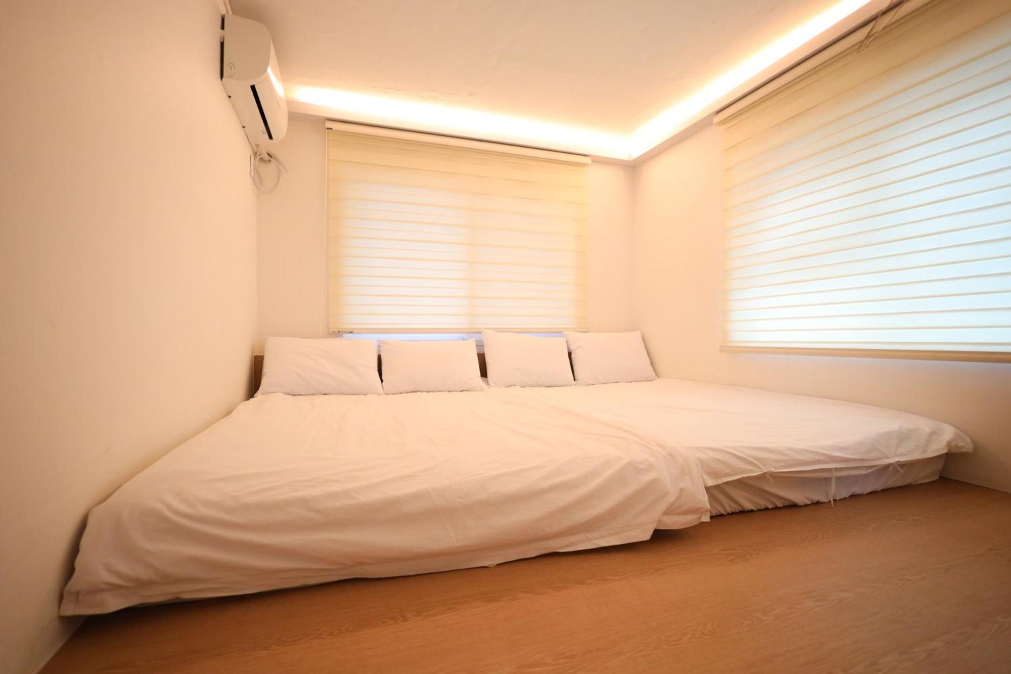 ホテル Huayuanhouse Hq In Hongdae ソウル特別市 エクステリア 写真
