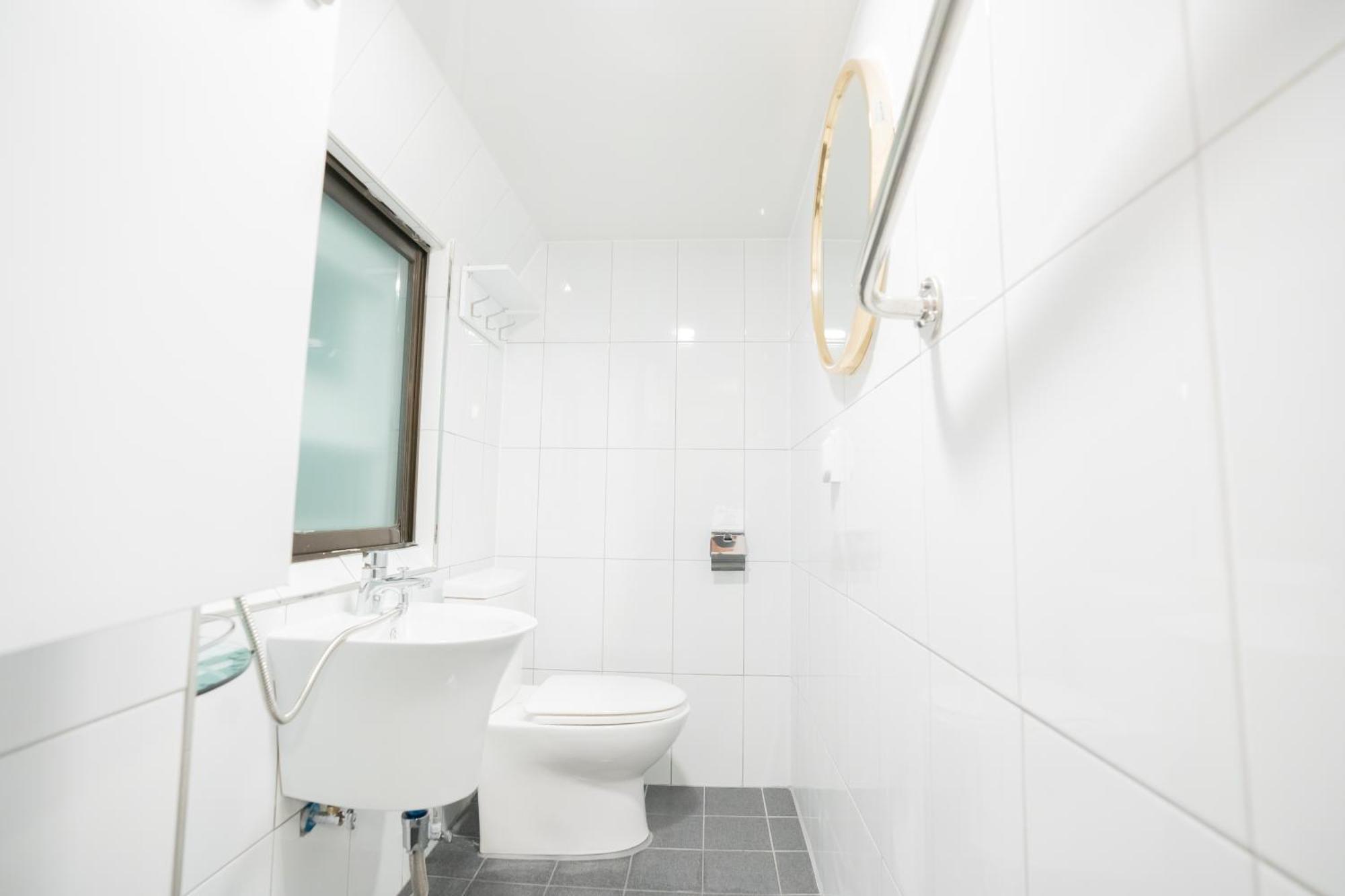 ホテル Huayuanhouse Hq In Hongdae ソウル特別市 エクステリア 写真